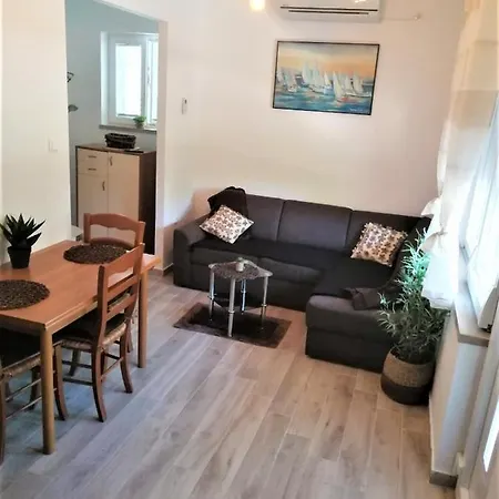 Apartamento Ana Betina (Sibenik-Knin)