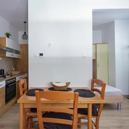 Ana Appartamento Betina (Sibenik-Knin)